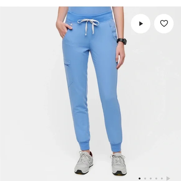 Figs Scrubs Technical Collection Zamora Jogger size medium petite - Picture 13 of 14